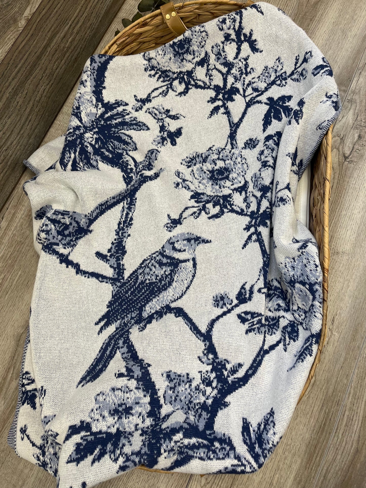 Organic Toile Du Jouy Birds Blanket